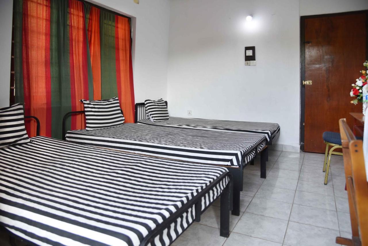Lodge In 611 Kandy Exterior foto